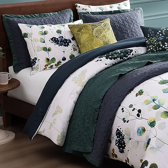 Bebejan 8-pc. Reversible Comforter Set