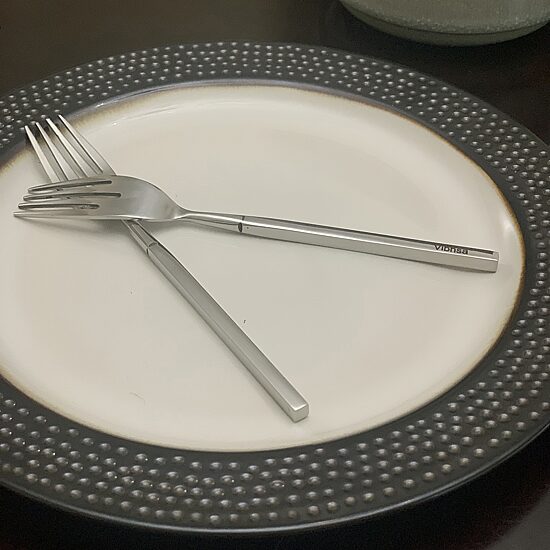 Vibhsa Modern 20-pc. Flatware Set