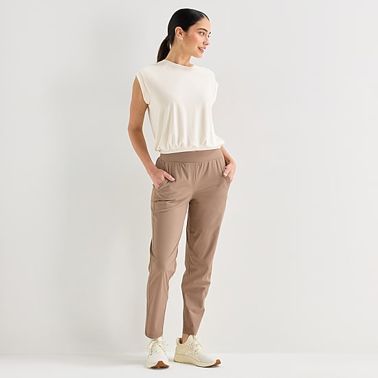 Stylus Womens Slim Mid Rise Jogger Pant
