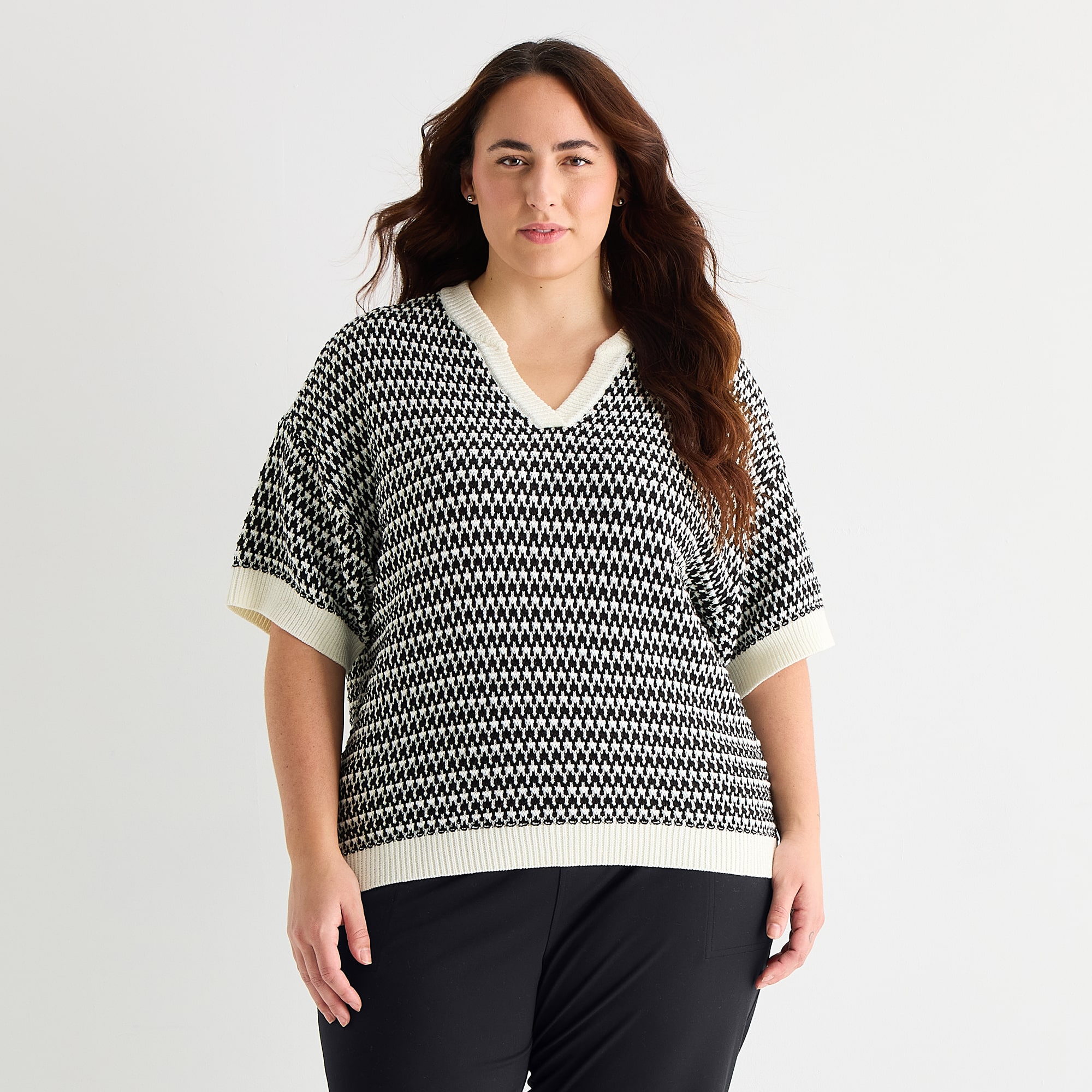 Stylus Plus Womens V Neck Elbow Sleeve Pullover Sweater