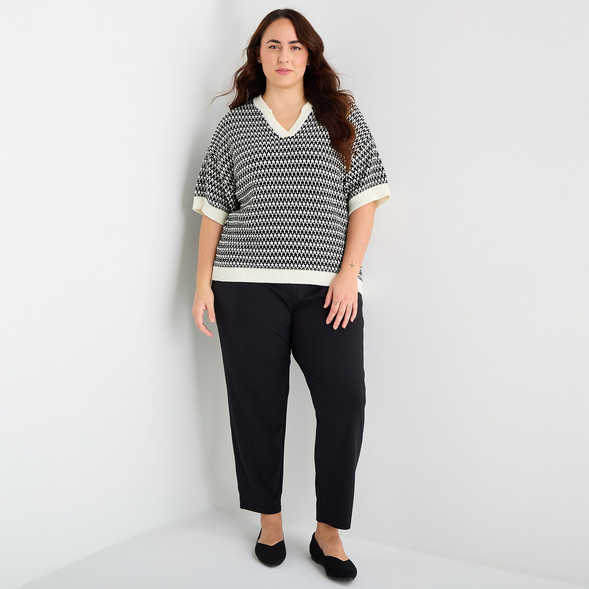Stylus Plus Womens V Neck Elbow Sleeve Pullover Sweater