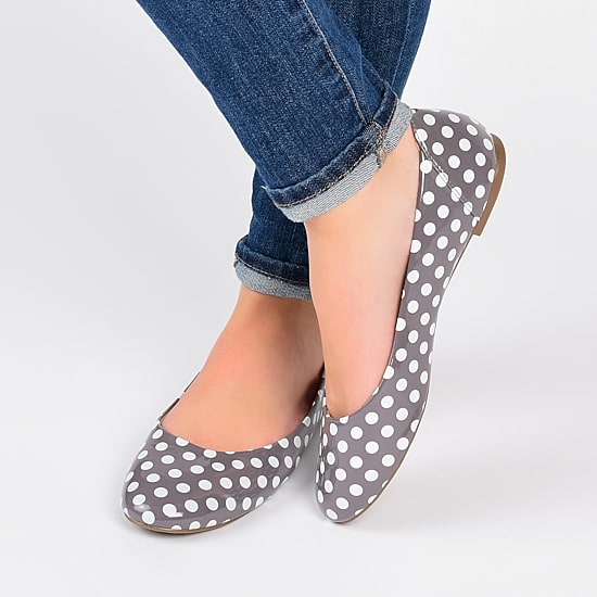 Journee Collection Kavn Womens Round Closed Toe Ballet Flats