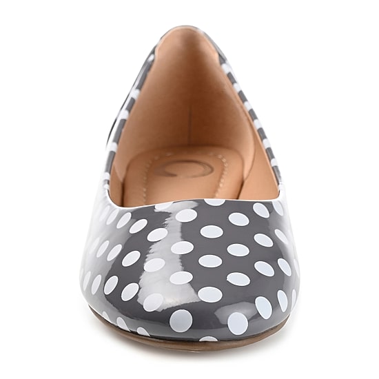 Journee Collection Kavn Womens Round Closed Toe Ballet Flats