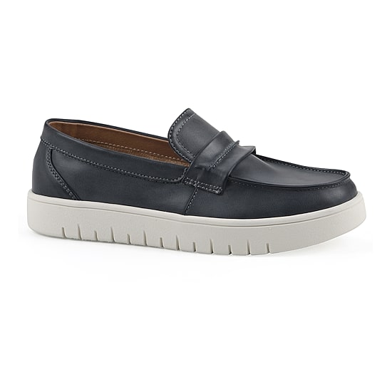 White Mountain Nocci Womens Almond Closed Toe Slip-On Shoe