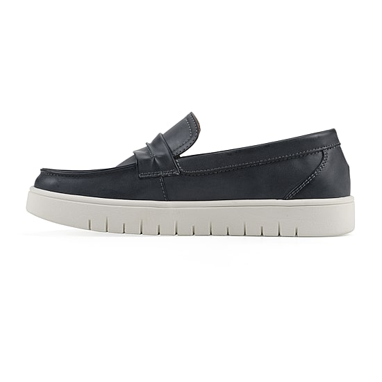 White Mountain Nocci Womens Almond Closed Toe Slip-On Shoe