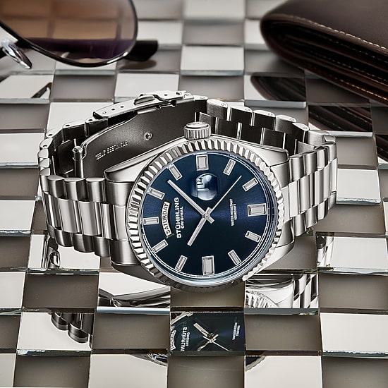 Stuhrling Mens Silver Tone Stainless Steel Bracelet Watch 4070.2