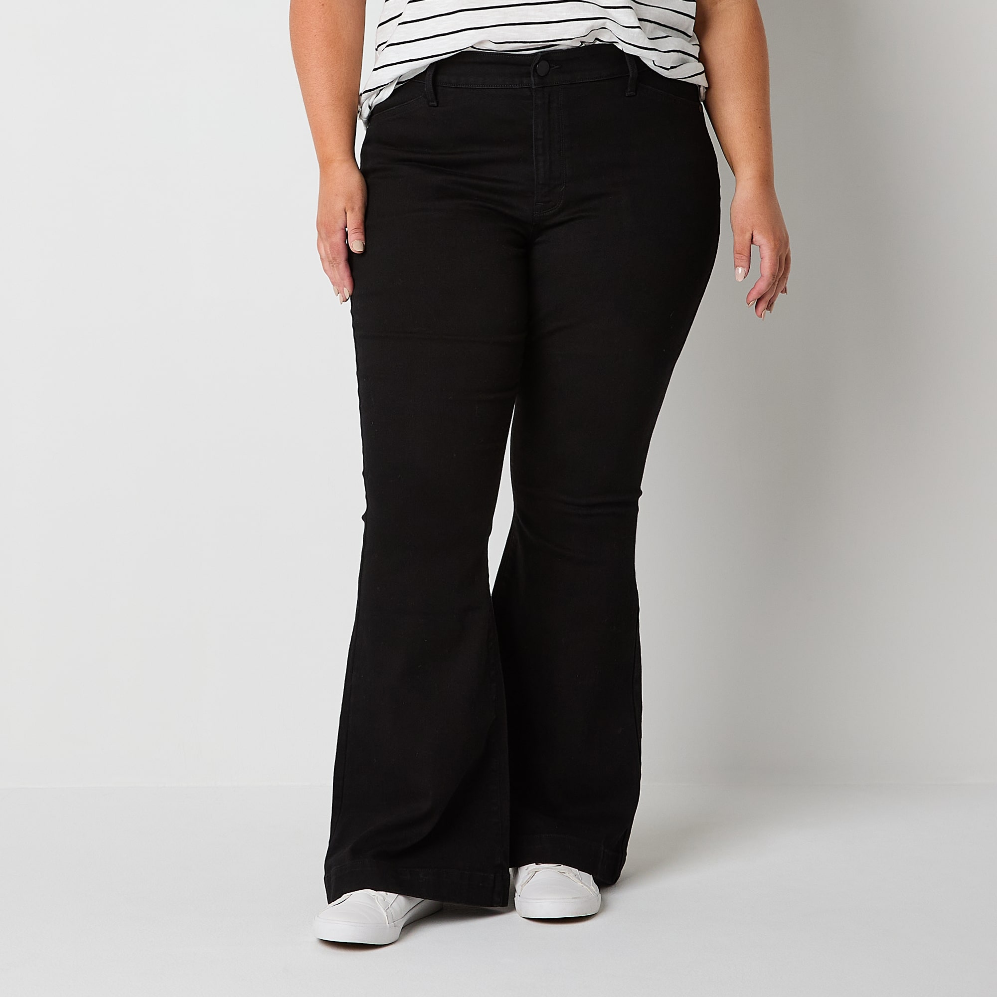 a.n.a Womens Plus High Rise Flare Leg Jean