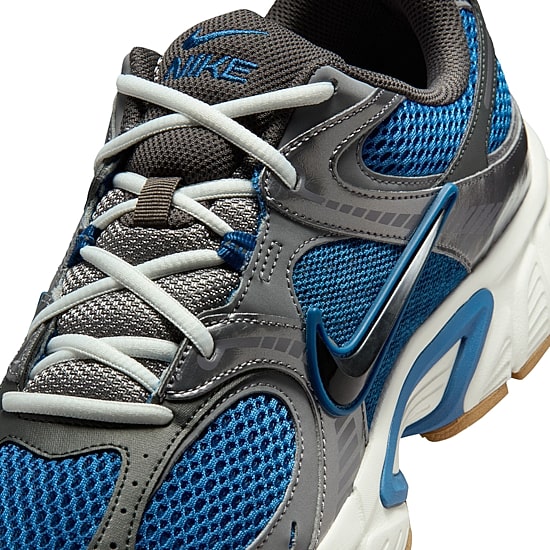 Nike V5 RNR Mens Sneakers