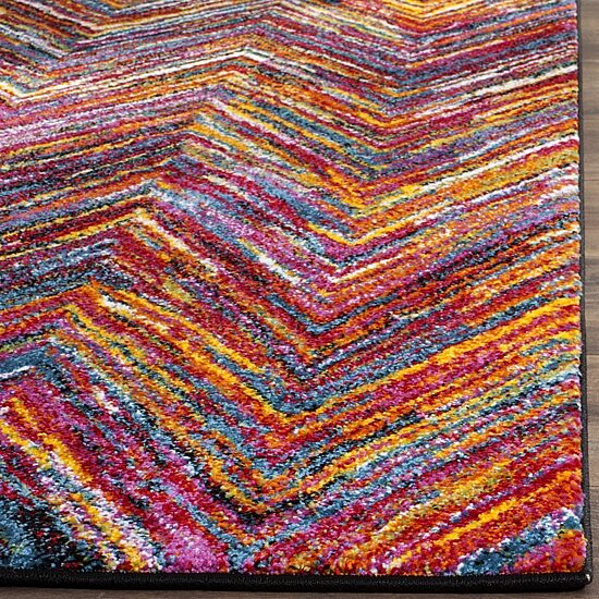 Safavieh Harding Chevron Area Rug