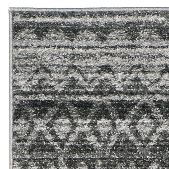 Safavieh Tomas Geometric Area Rug