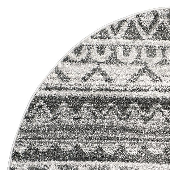 Safavieh Tomas Geometric Area Rug