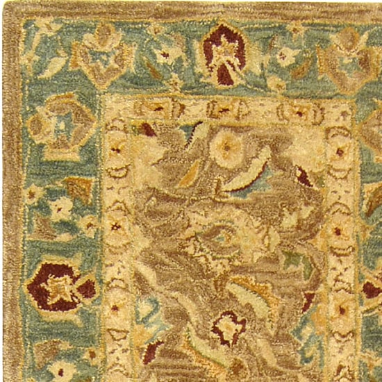 Safavieh Rectangular Runner