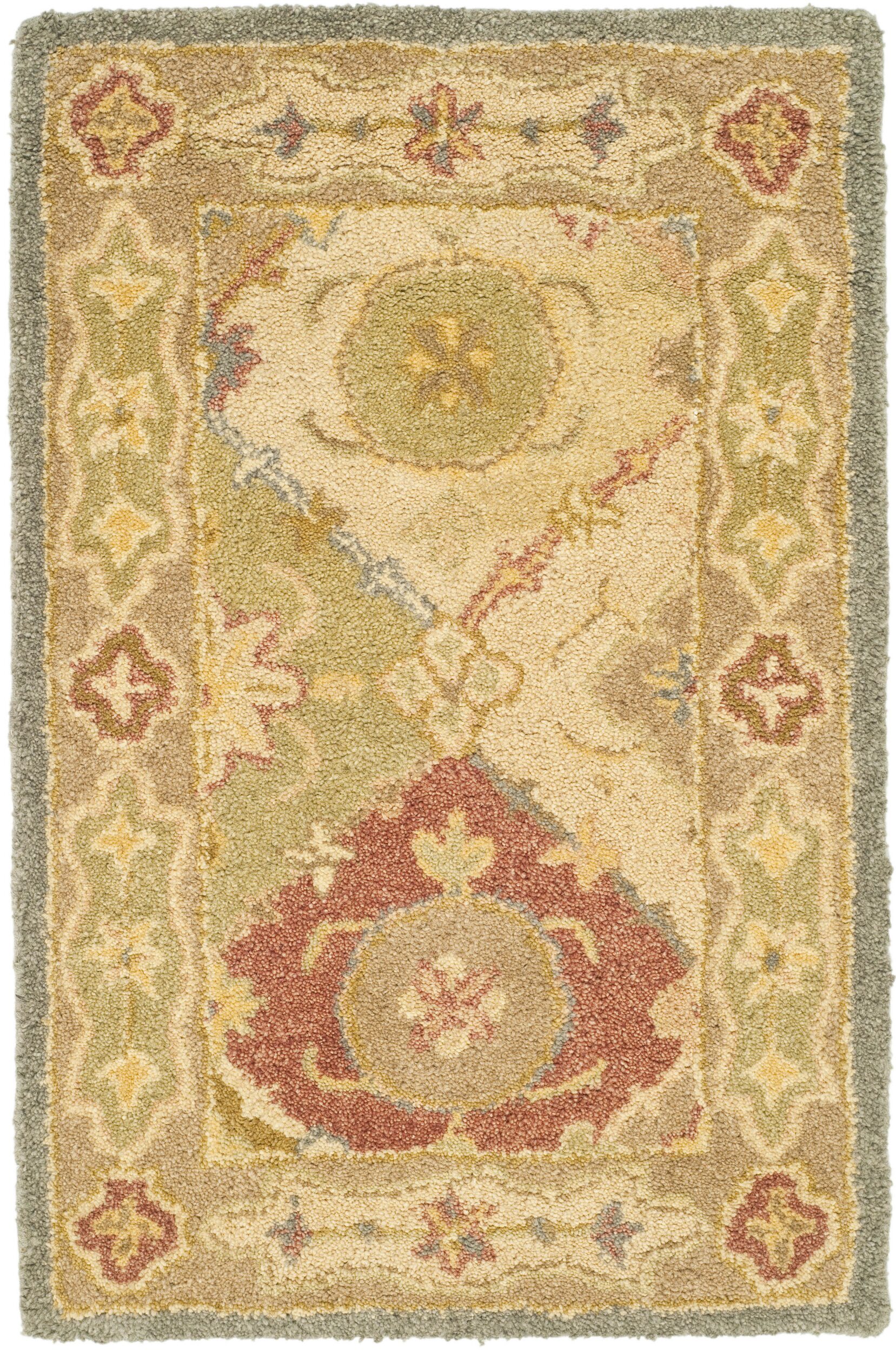 Safavieh Robena Traditional Area Rug