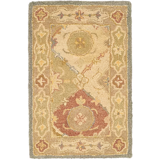 Safavieh Robena Traditional Area Rug
