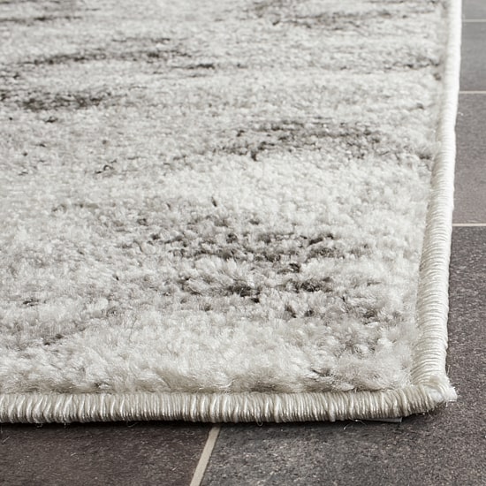 Safavieh Rectangular Runner