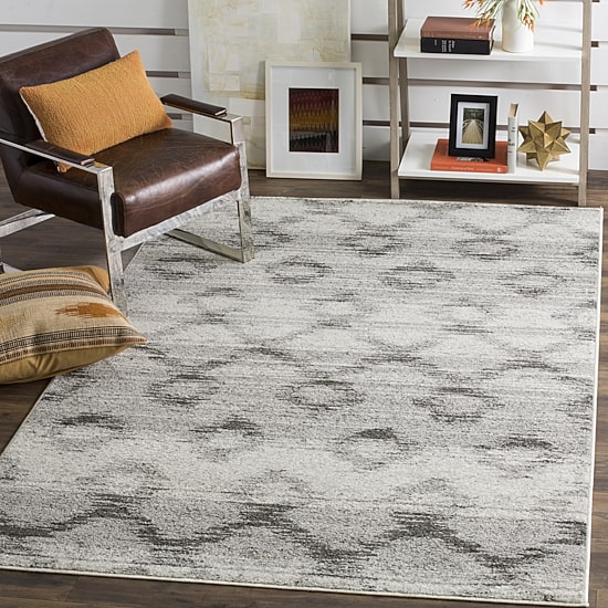 Safavieh Rectangular Runner