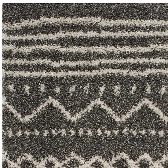 Safavieh Catherine Geometric Area Rug