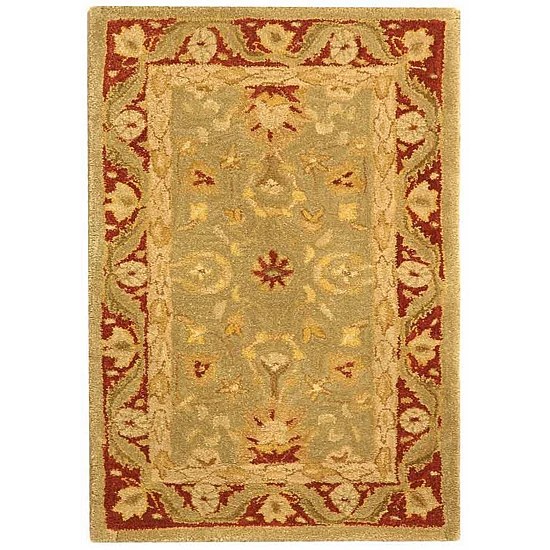 Safavieh Delora Traditional Area Rug