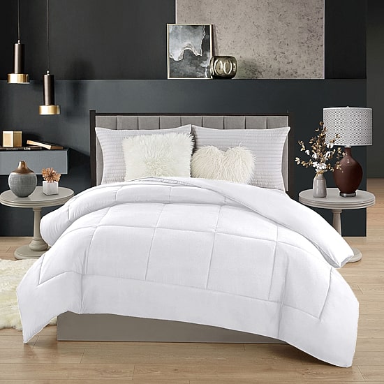 Swift Home All-Season Ultra Soft Home Essential Midweight Reversible Down Alternative Wrinkle Resistant Comforter