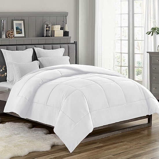 Swift Home All-Season Ultra Soft Home Essential Midweight Reversible Down Alternative Wrinkle Resistant Comforter