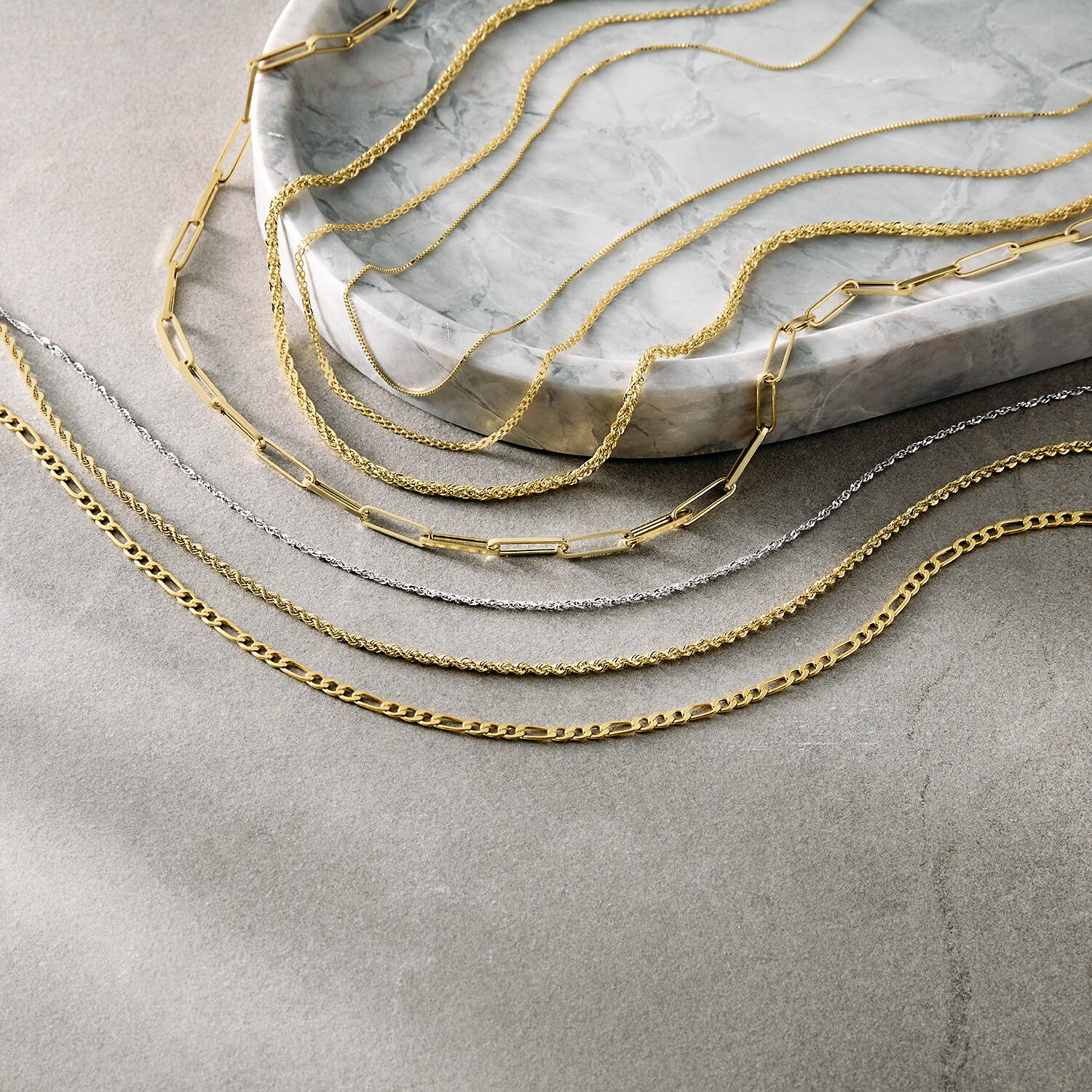Womens 14K Gold 16 Inch Fashion Chain Necklace