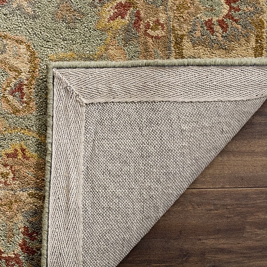 Safavieh Beatrice Traditional Area Rug
