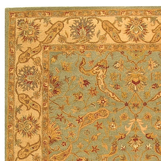 Safavieh Beatrice Traditional Area Rug