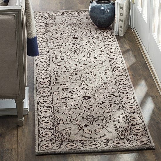 Safavieh Shelton Traditional Area Rug
