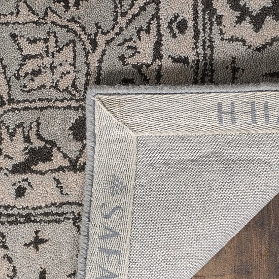 Safavieh Shelton Traditional Area Rug