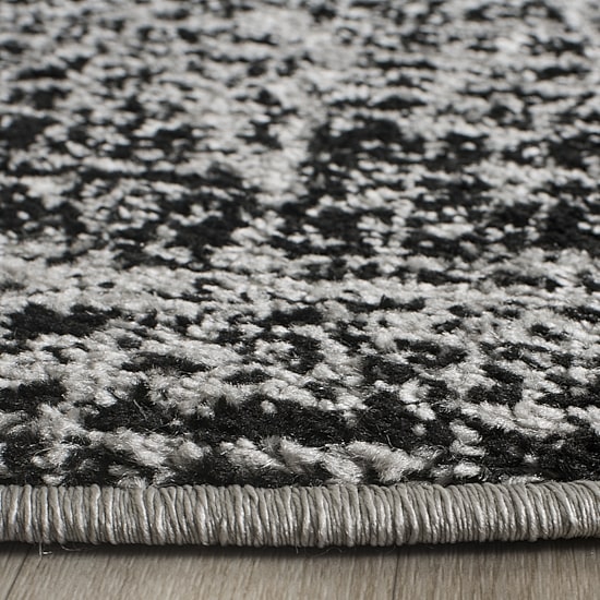 Safavieh Genette Abstract Area Rug
