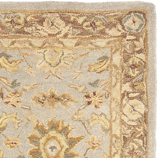 Safavieh Teagan Traditional Area Rug