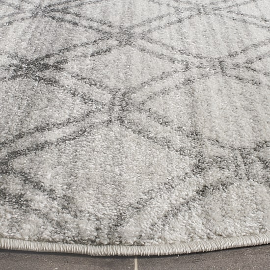 Safavieh Kelly Geometric Area Rug