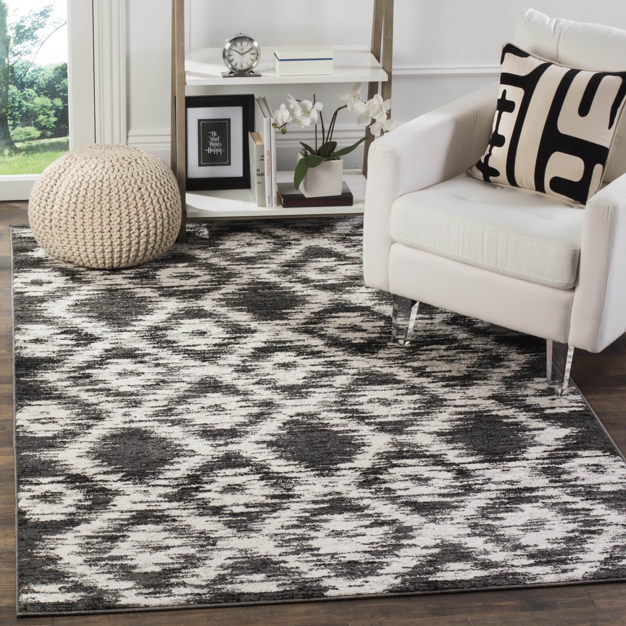 Safavieh Geordie Geometric Area Rug