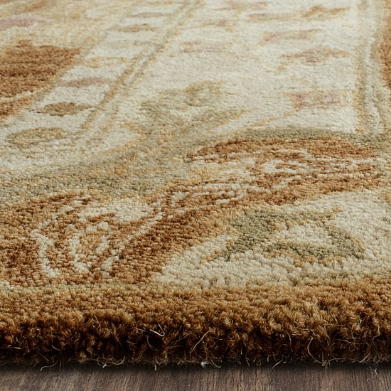 Safavieh Laurel Traditional Area Rug