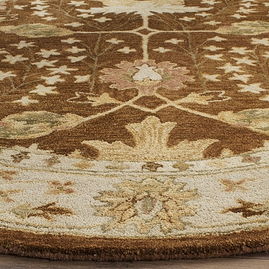 Safavieh Laurel Traditional Area Rug