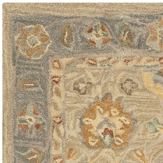 Safavieh Linnet Traditional Area Rug