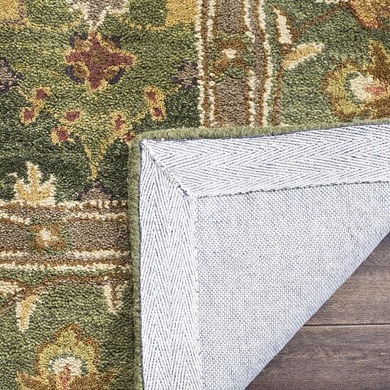 Safavieh Lolicia Traditional Area Rug