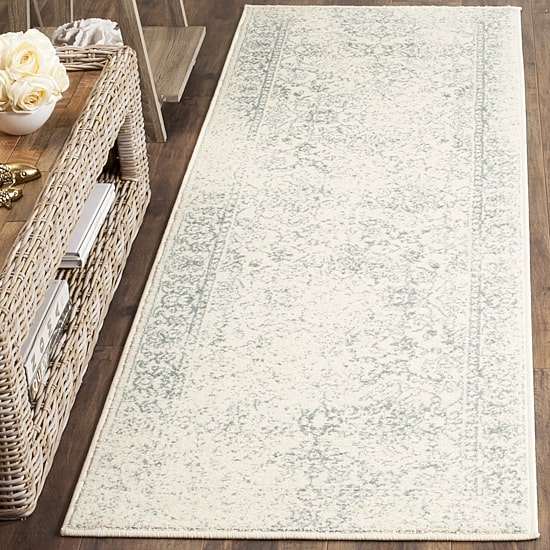 Safavieh Neeha Floral Area Rug