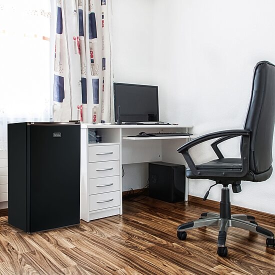 Black+Decker Mini Refrigerator