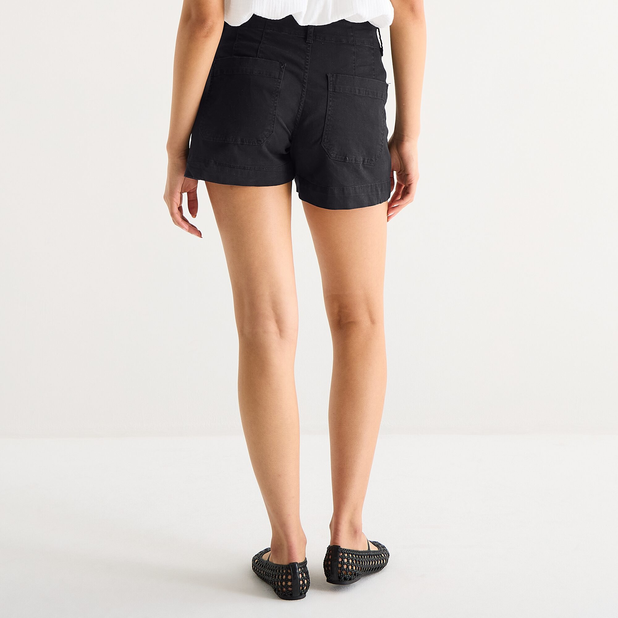 a.n.a Patch Pocket Womens 4" Highest Rise Chino Short