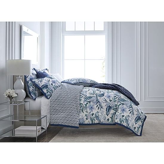 Liz Claiborne Eloise 3-pc. Comforter Set