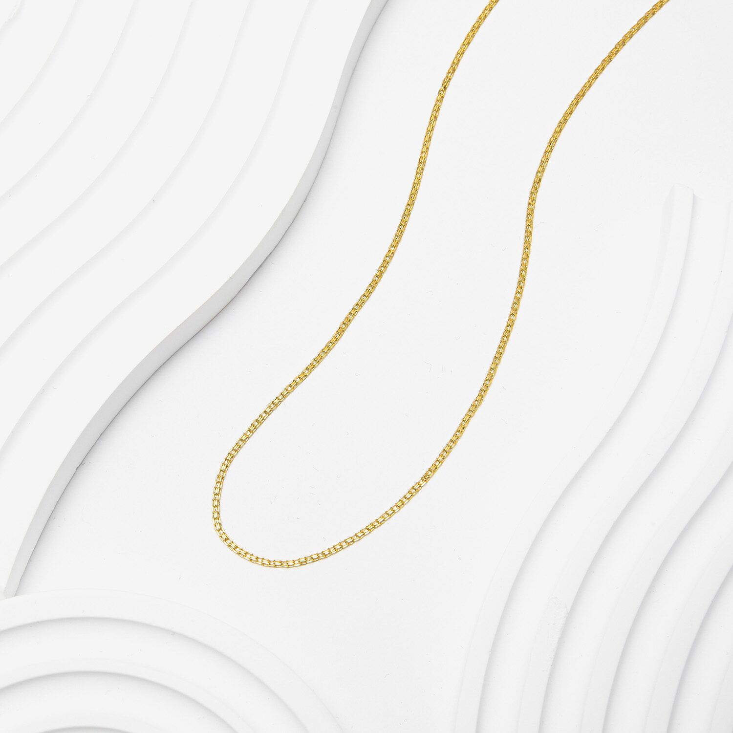 Womens 14K Gold 16 Inch Fashion Chain Necklace