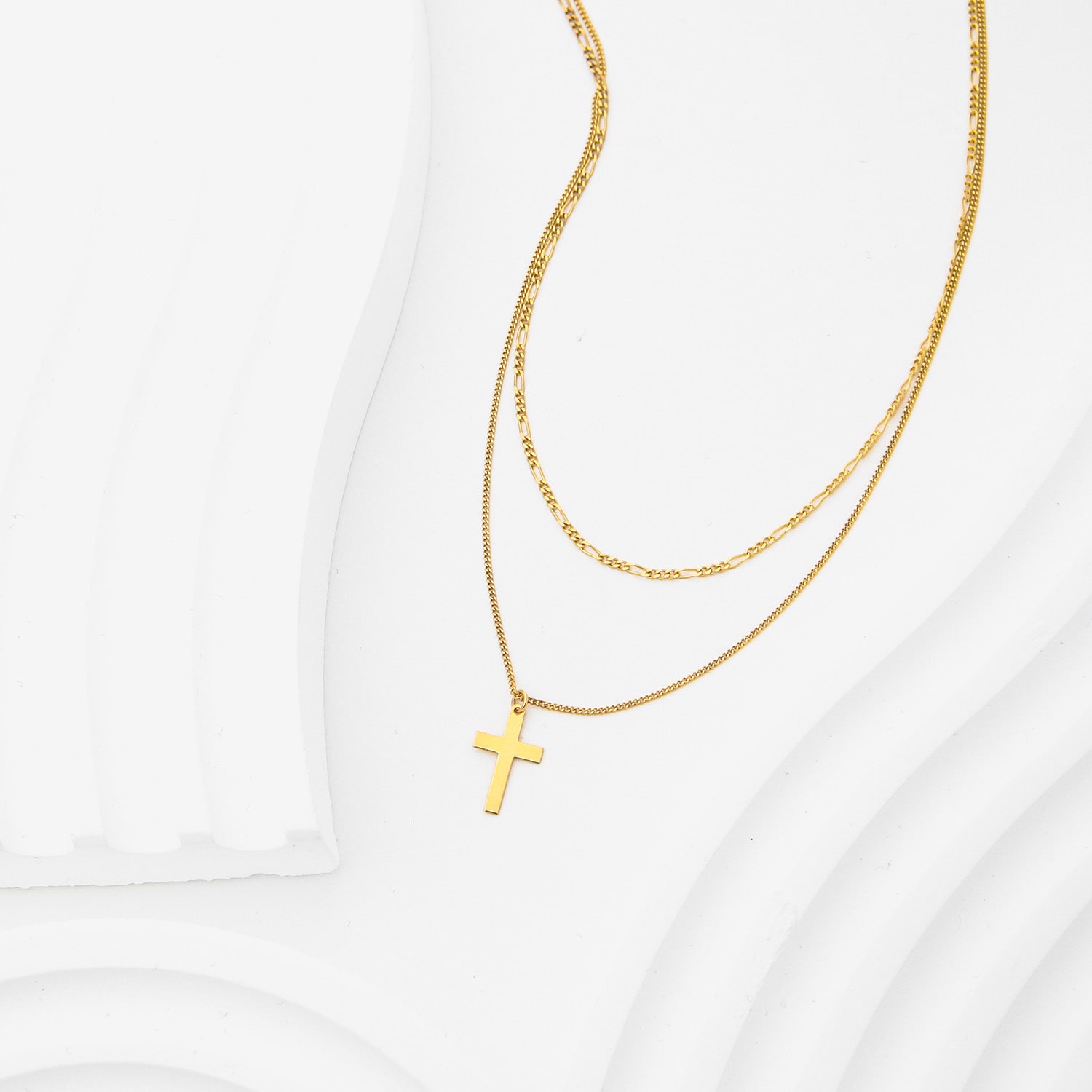 Made in Italy Womens 14K Gold Cross 17 Inch Pendant Necklace