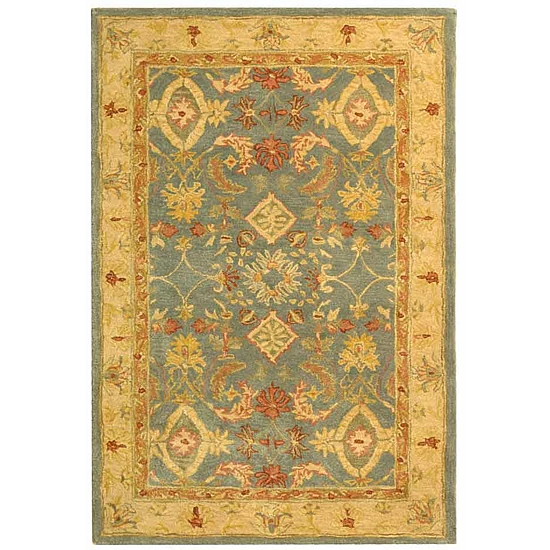 Safavieh Wilfreda Traditional Area Rug