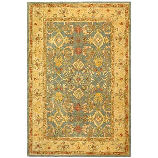 Safavieh Wilfreda Traditional Area Rug