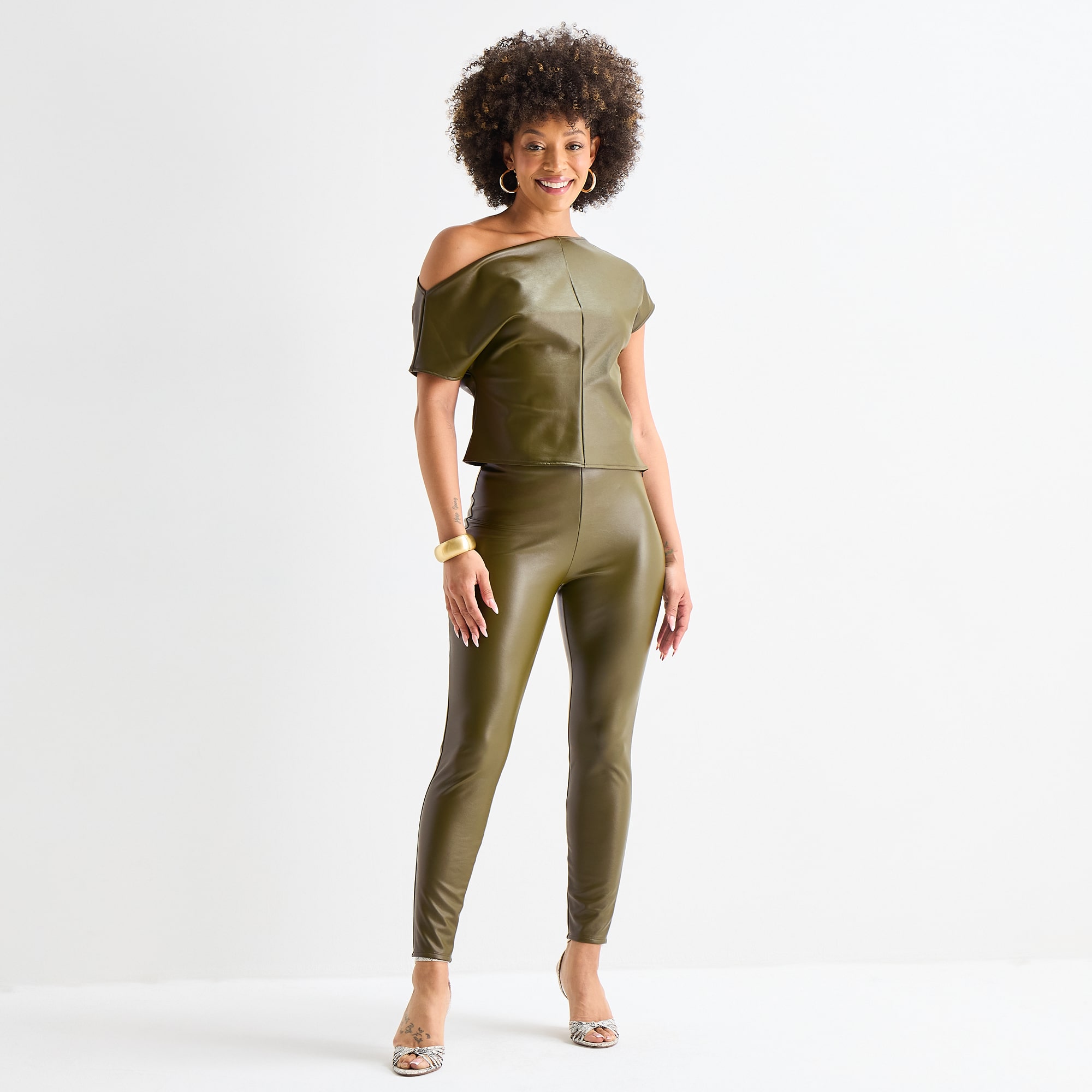 Bold Elements Womens Skinny Faux Leather Pant