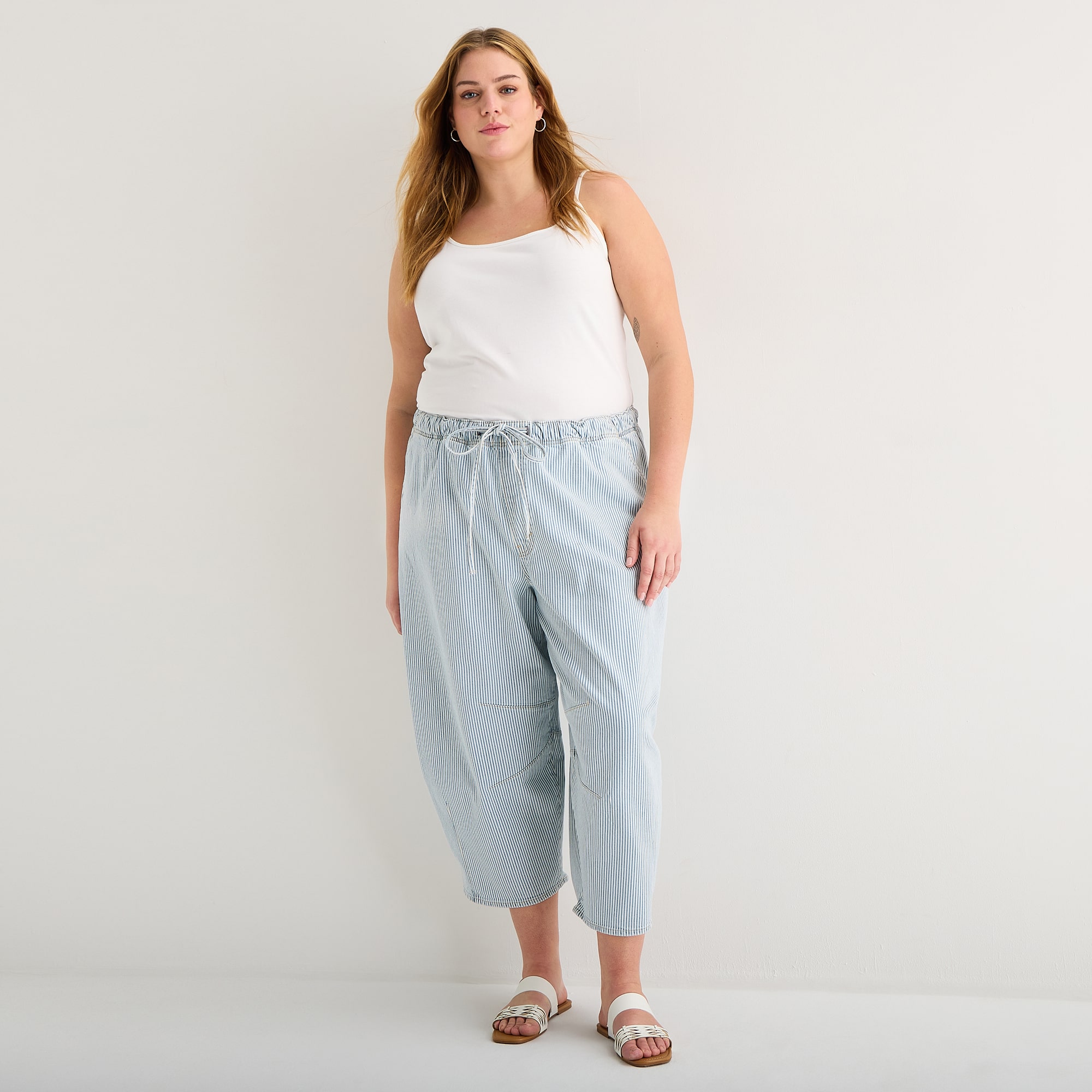 a.n.a Womens Plus High Rise Barrel Jean
