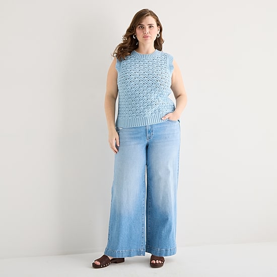 A.N.A Womens Plus Crew Neck Sweater Vest