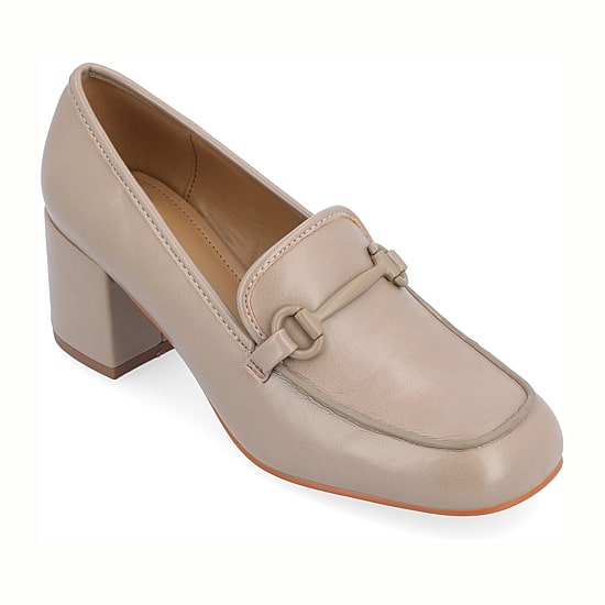 Journee Collection Nysaa Womens Square Closed Toe Block Heel Pumps