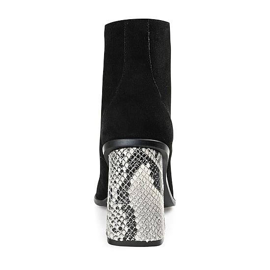 Journee Signature Womens Edda Block Heel Booties